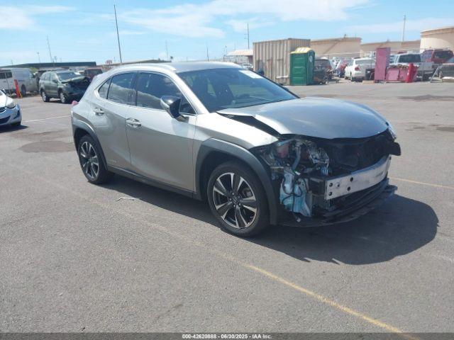  Salvage Lexus Ux