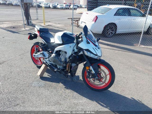  Salvage Aprilia Rs