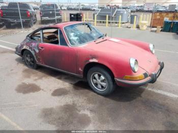  Salvage Porsche 911e
