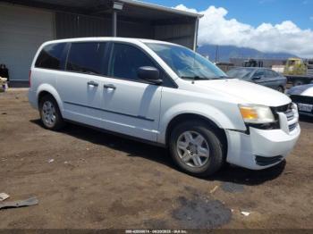  Salvage Dodge Grand Caravan