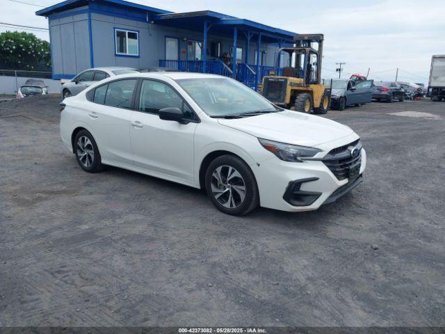  Salvage Subaru Legacy