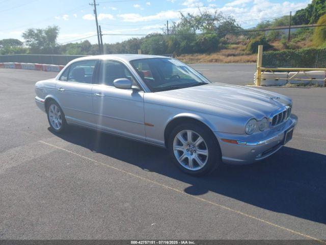  Salvage Jaguar XJ