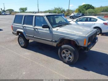  Salvage Jeep Cherokee