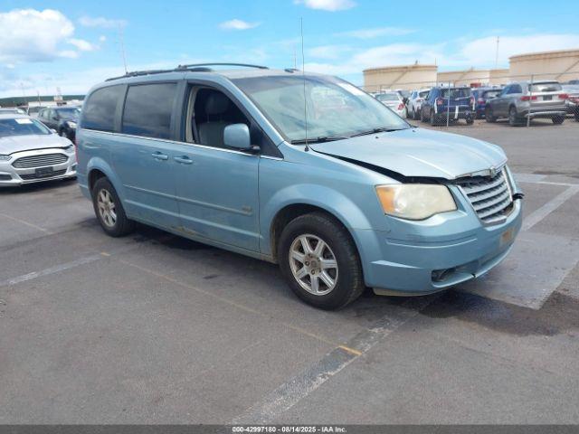  Salvage Chrysler Town & Country