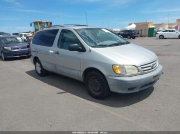  Salvage Toyota Sienna