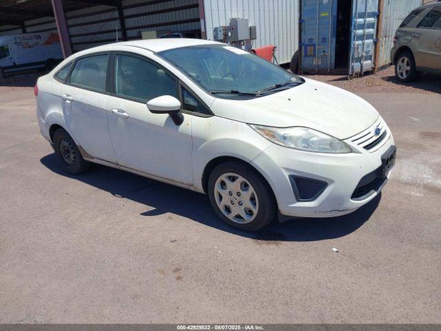  Salvage Ford Fiesta