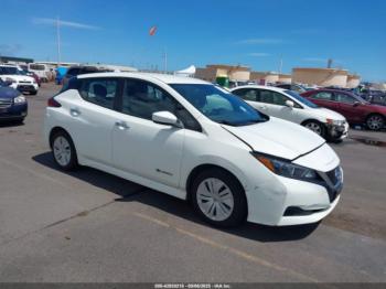  Salvage Nissan LEAF