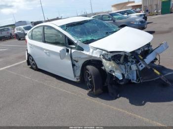  Salvage Toyota Prius