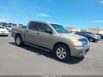  Salvage Nissan Titan