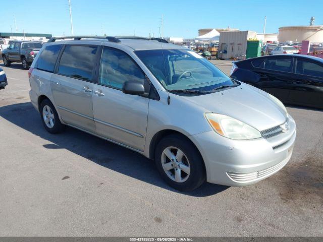  Salvage Toyota Sienna