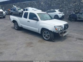  Salvage Toyota Tacoma