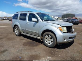  Salvage Nissan Pathfinder