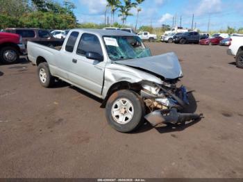  Salvage Toyota Tacoma