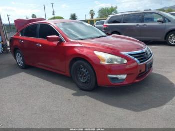  Salvage Nissan Altima