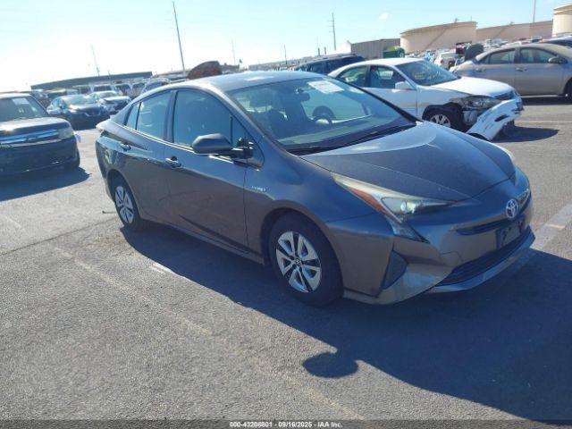  Salvage Toyota Prius