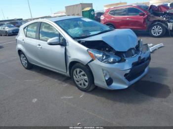  Salvage Toyota Prius c