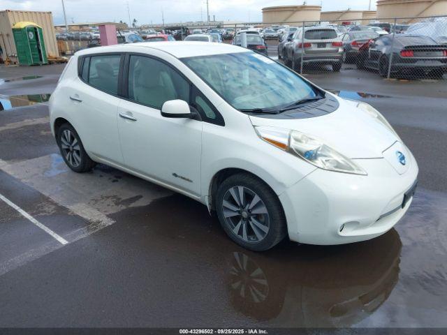 Salvage Nissan LEAF
