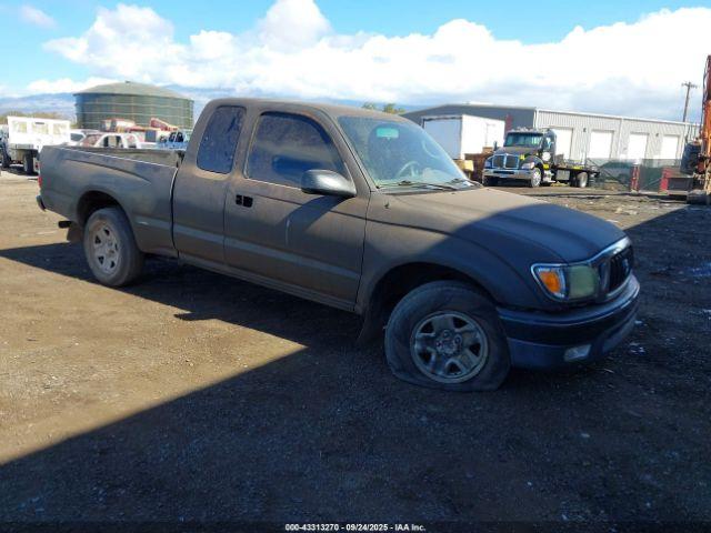  Salvage Toyota Tacoma