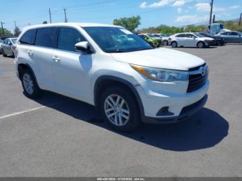  Salvage Toyota Highlander