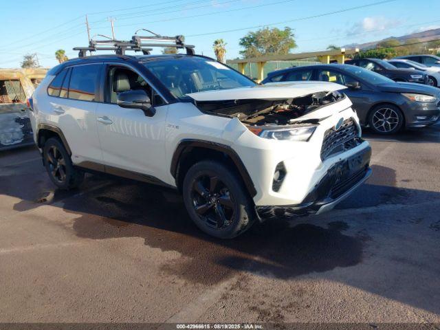  Salvage Toyota RAV4
