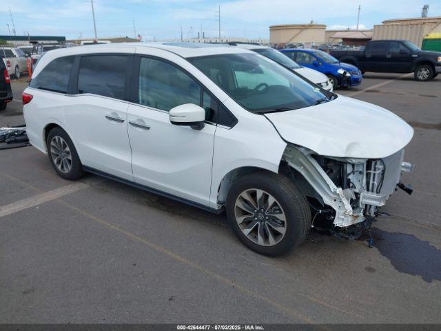  Salvage Honda Odyssey