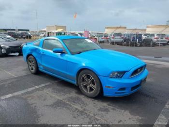  Salvage Ford Mustang