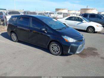  Salvage Toyota Prius v