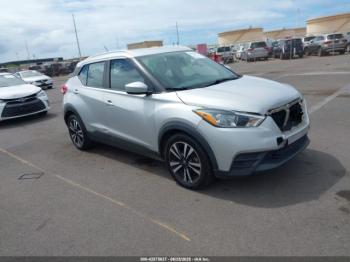  Salvage Nissan Kicks