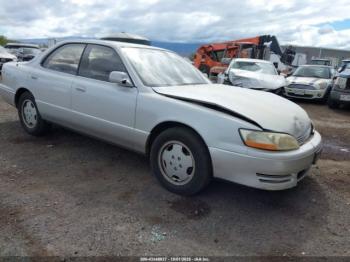  Salvage Lexus Es