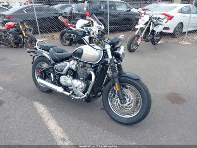  Salvage Triumph Motorcycle Bonneville