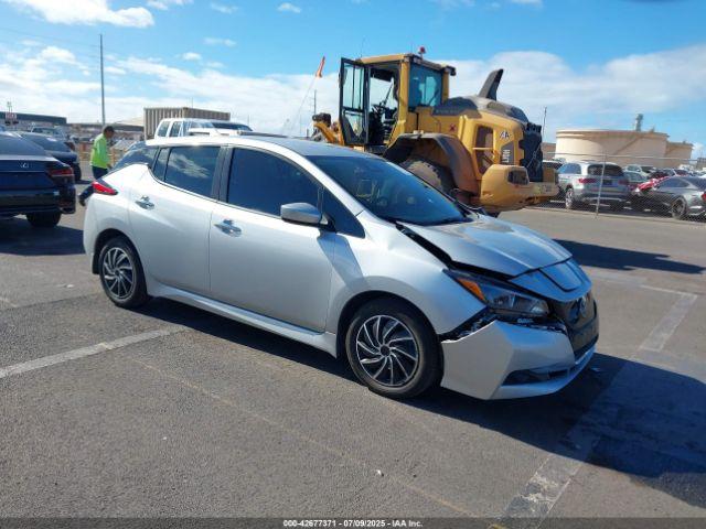  Salvage Nissan LEAF
