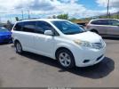 Toyota Sienna Image 1