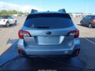 Subaru Outback 2.5i Image 12