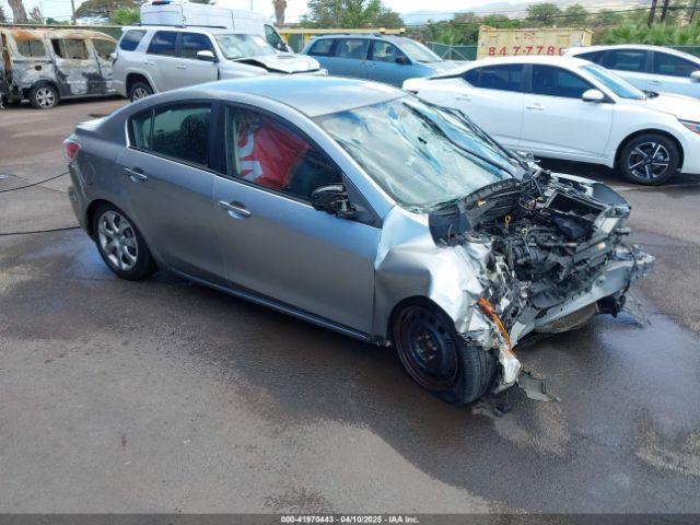  Salvage Mazda Mazda3