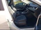 Toyota RAV4 Xle Premium Image 9