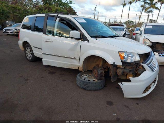  Salvage Chrysler Town & Country