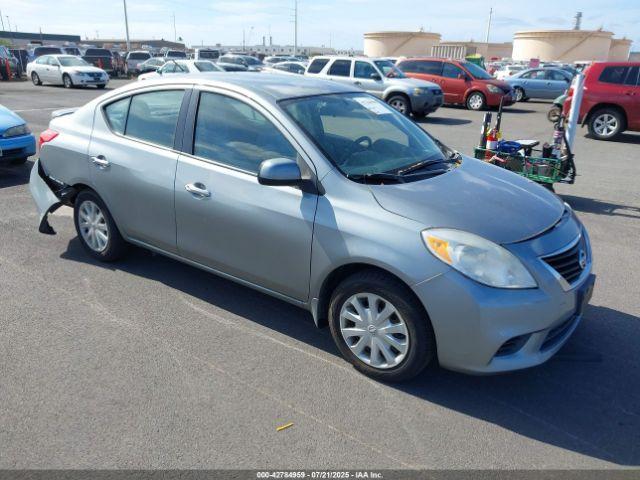  Salvage Nissan Versa