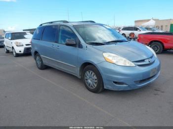  Salvage Toyota Sienna