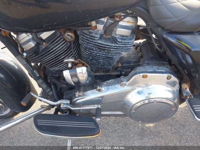 Harley-Davidson Flhx Street Glide Image 12