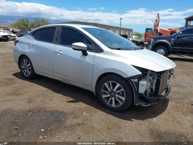 Salvage Nissan Versa