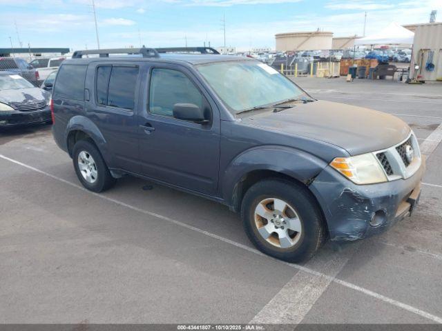  Salvage Nissan Pathfinder