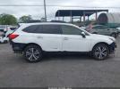 Subaru Outback 2.5i Limited Image 10