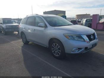  Salvage Nissan Pathfinder