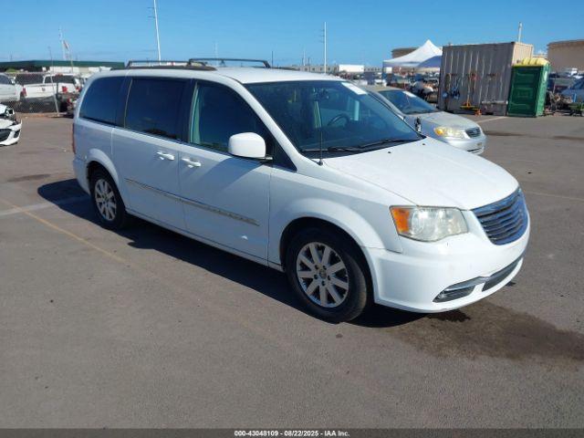  Salvage Chrysler Town & Country
