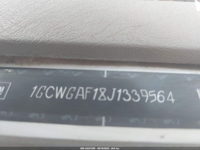 Chevrolet Express Work Van Image 11