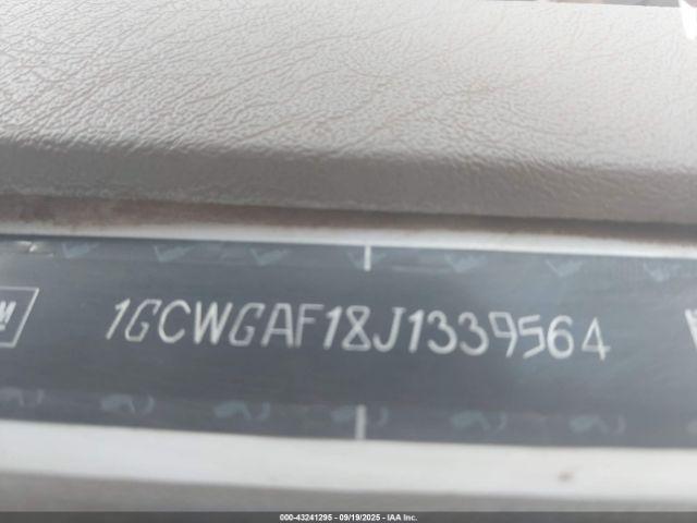 Chevrolet Express Work Van Image 11