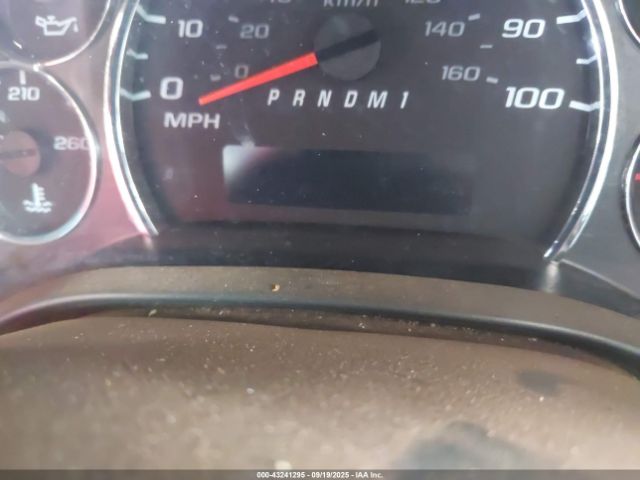 Chevrolet Express Work Van Image 16