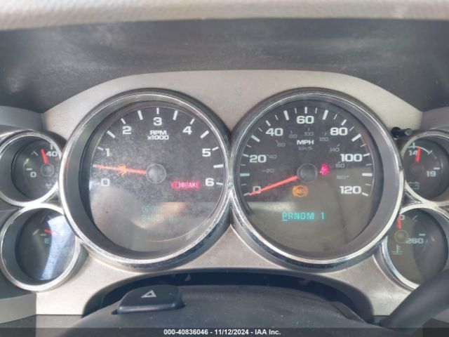 Chevrolet Silverado 2500 Work Truck Image 4