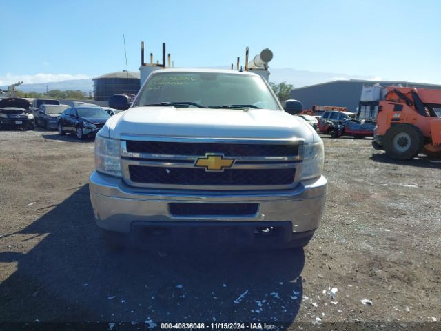 Chevrolet Silverado 2500 Work Truck Image 12