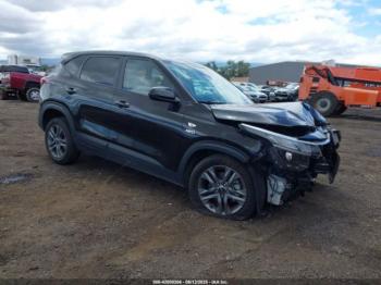  Salvage Kia Seltos